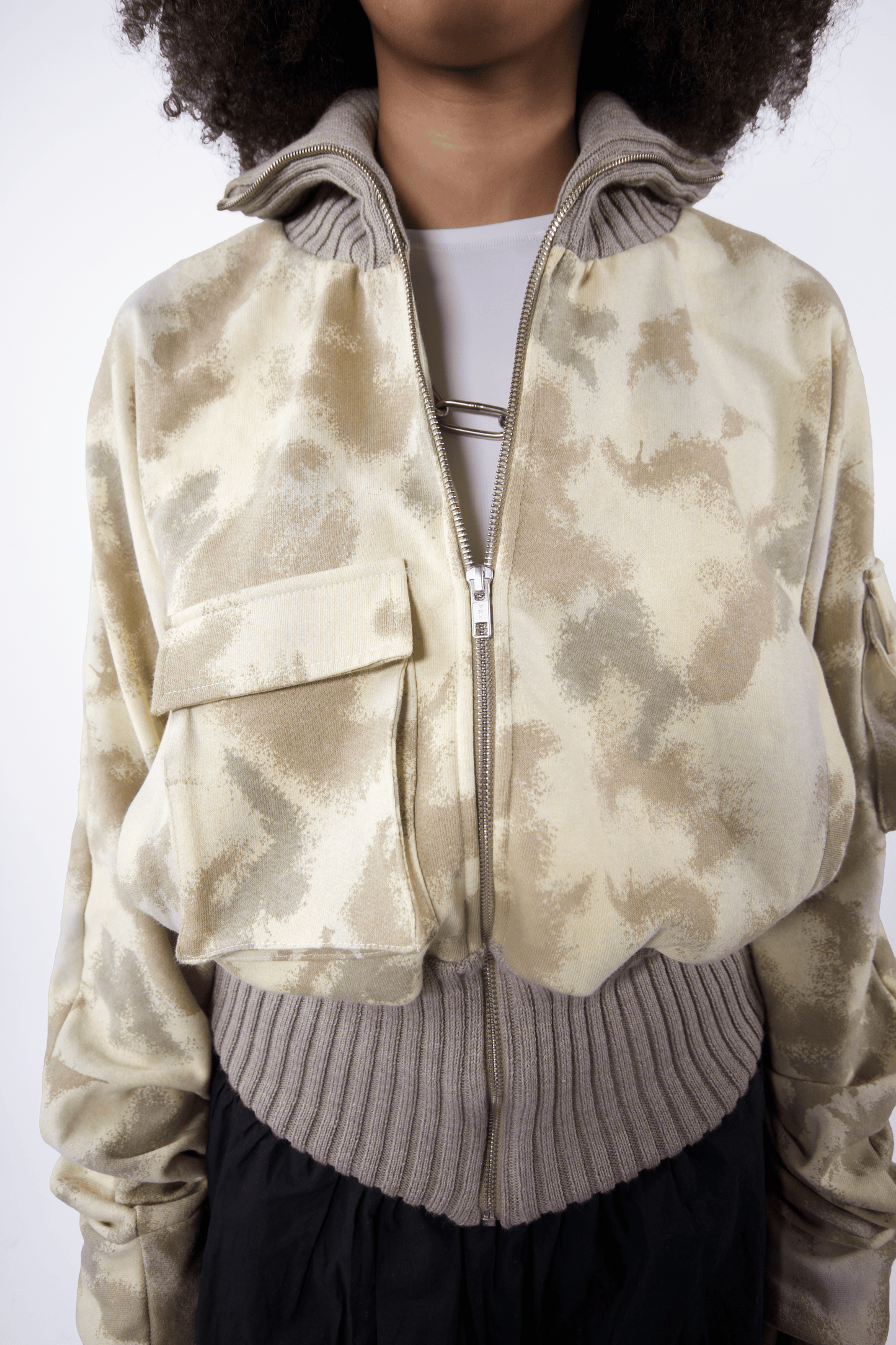 Camo Zip Beige